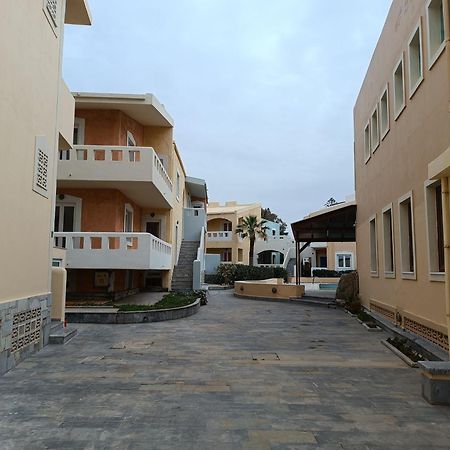 Niros Beachfront Aparthotel Kokkini Hani Exterior foto