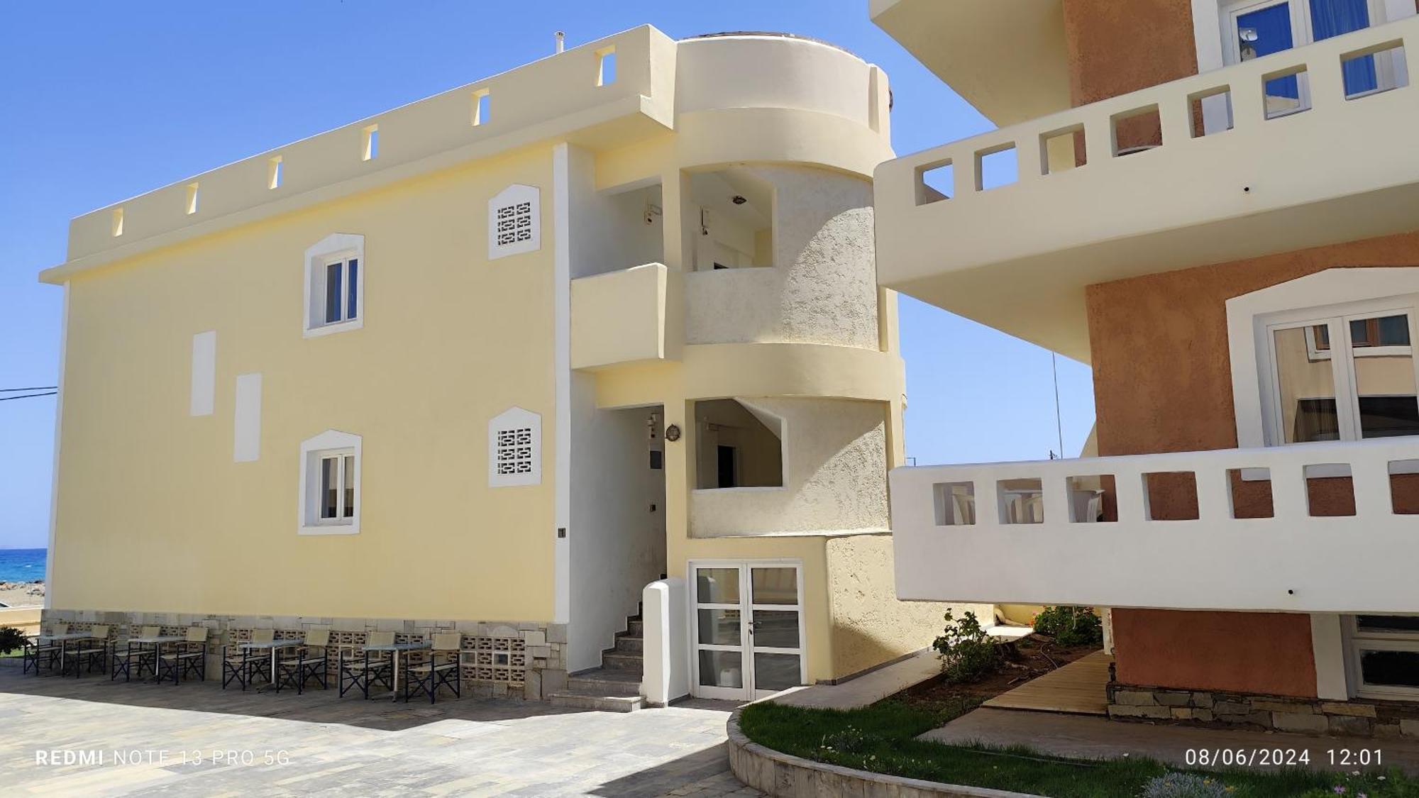 Niros Beachfront Aparthotel Kokkini Hani Exterior foto