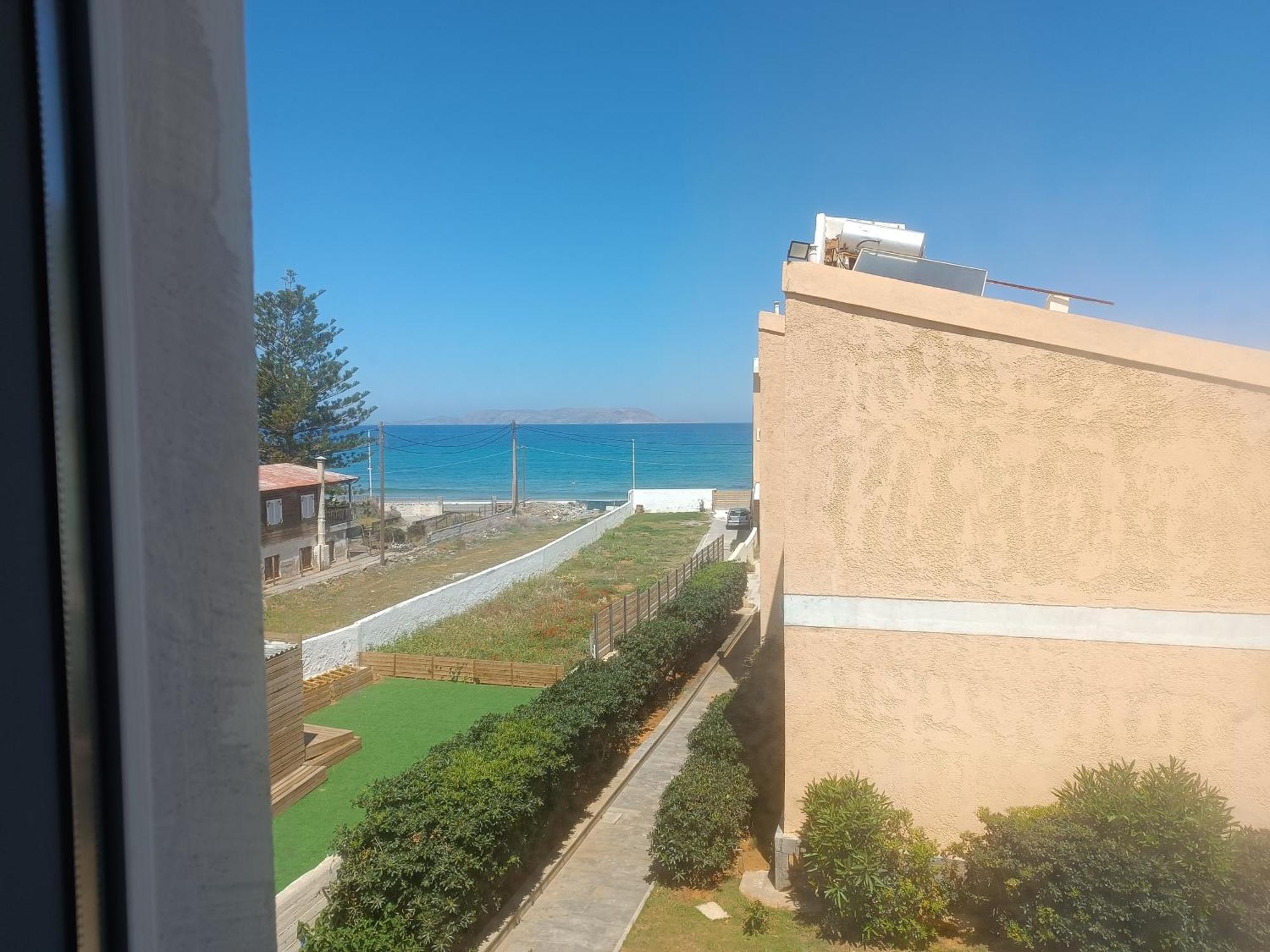 Niros Beachfront Aparthotel Kokkini Hani Habitación foto